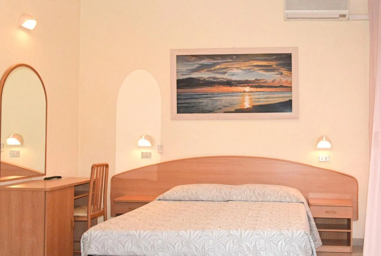 ***  Hotel Karin Marebello Ιταλία