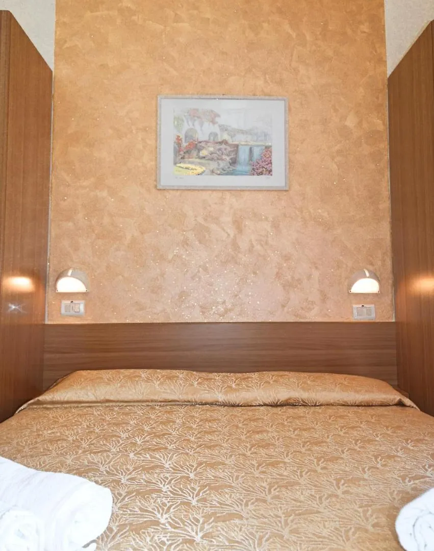 Hotel Karin Marebello