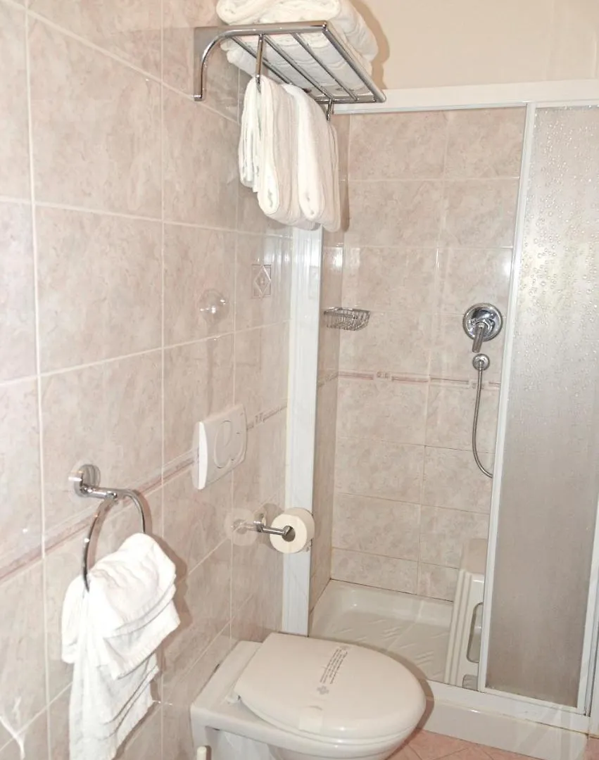 Hotel Karin Marebello 3*,  Ιταλία